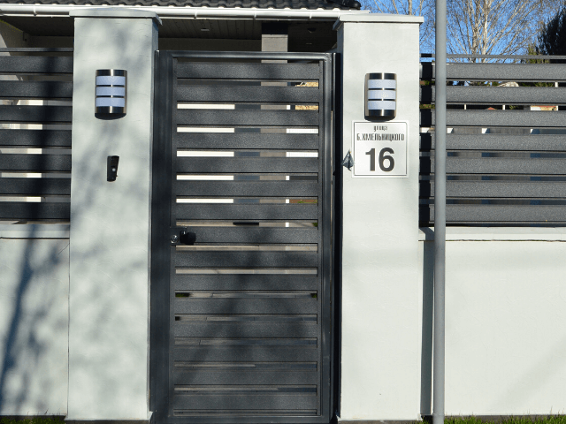 металлическая калитка