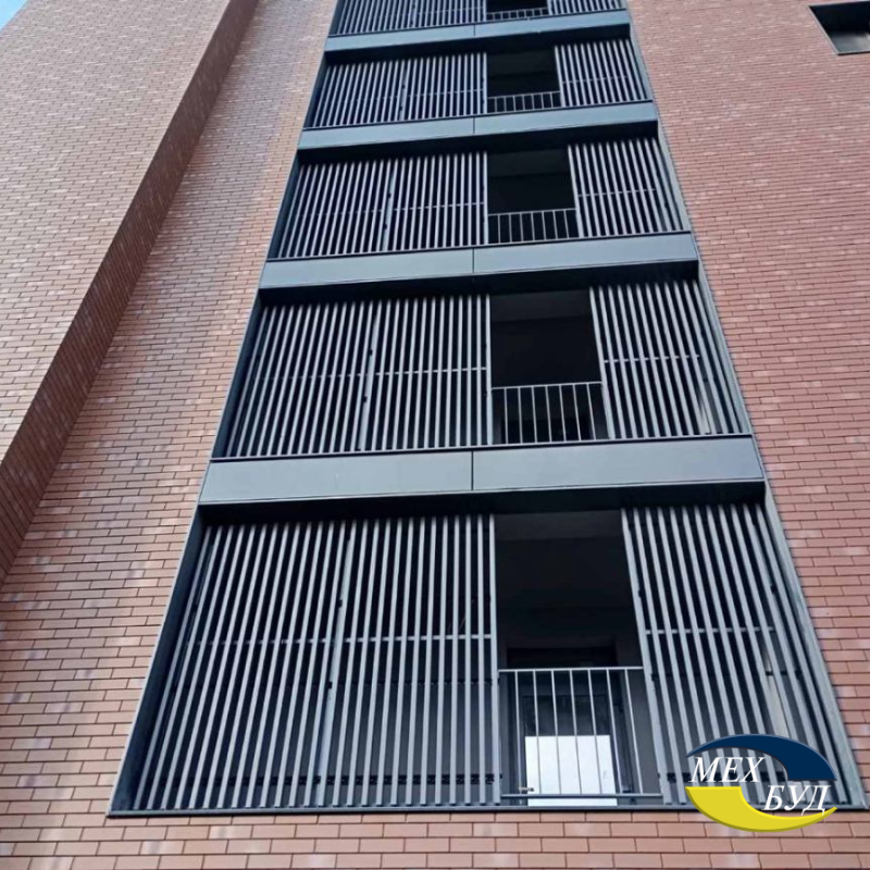 Кубоподібна рейка для оформлення балконів у ЖК Манхеттен 2 kub balkon 1