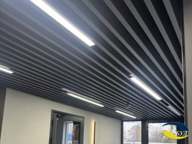 Кубообразный потолок для офисного здания в Киеве 4 kub 2